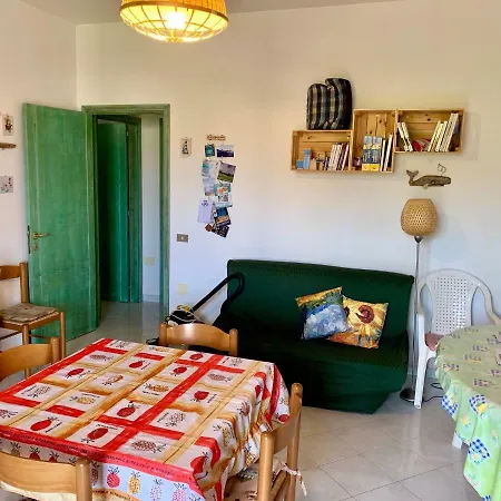 Via Roma Apartman *